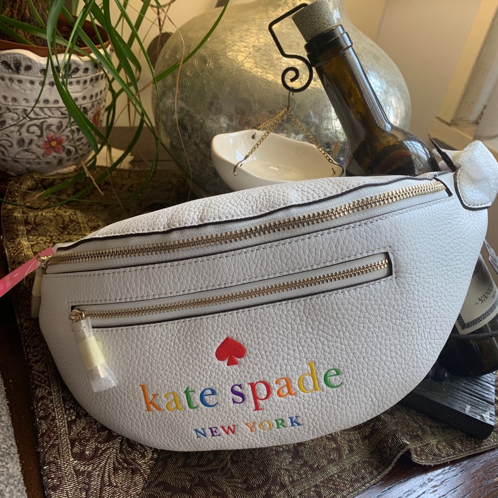 Authentic KATE SPADE pebbled leather logo 2 zips Beltbag - Picture 2 of 11